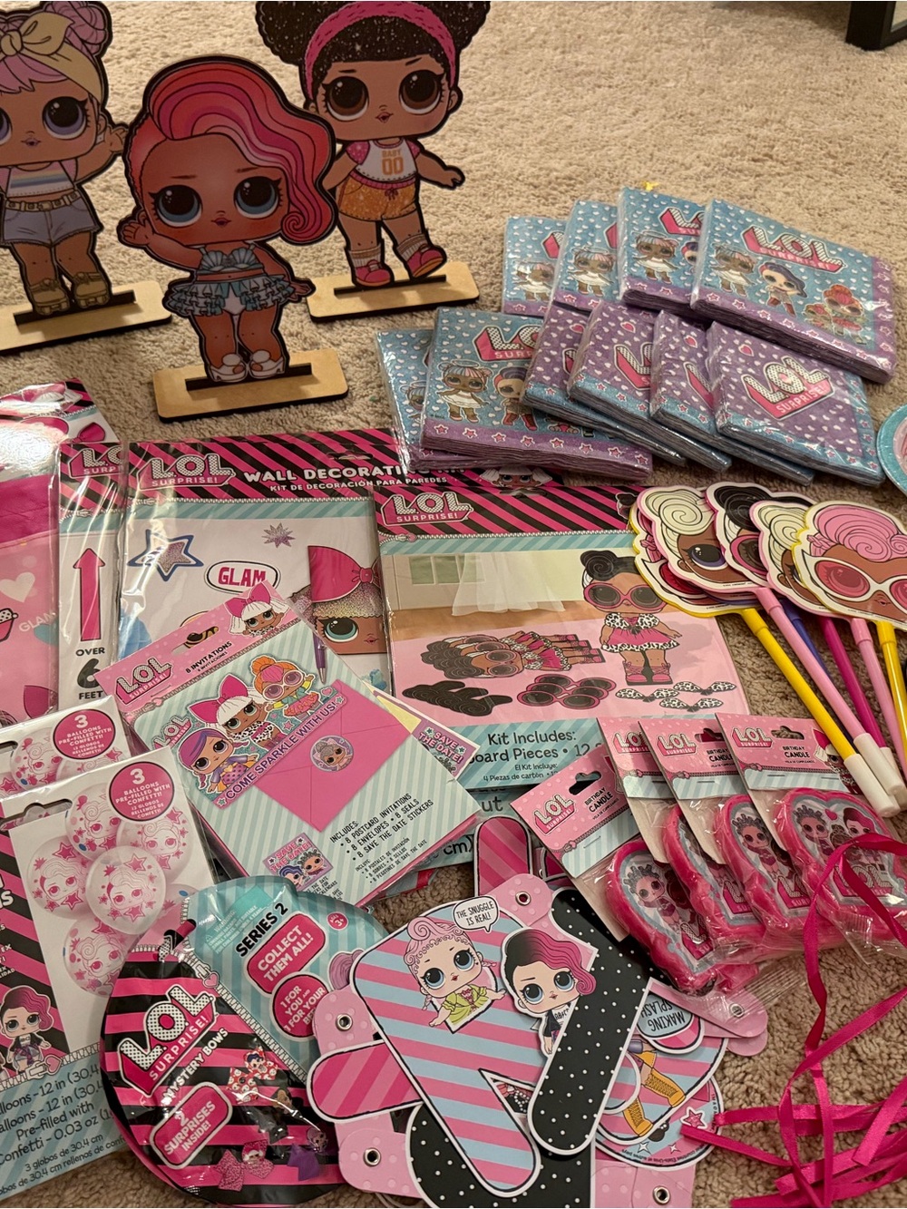 L.O.L. Surprise! Party Decoration Favor lot